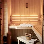 Rottenhoefer Retreat Penthouse *